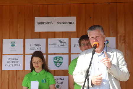 Kulturna prireditev Na lepi Menišiji 07 Foto Ljubo Vukelič